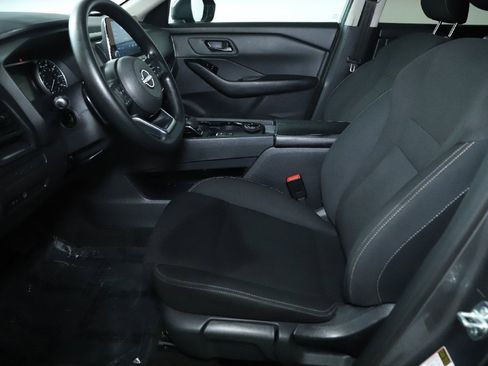 Used 2024 Nissan Rogue S image 18