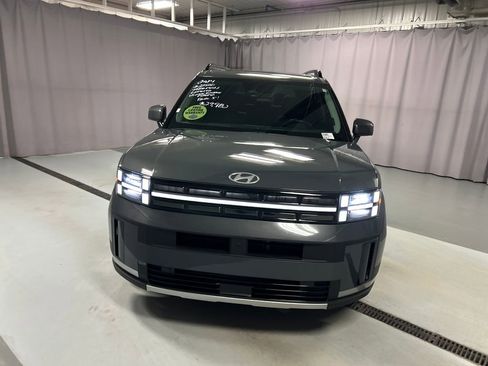 Used 2024 Hyundai Santa Fe Limited image 2