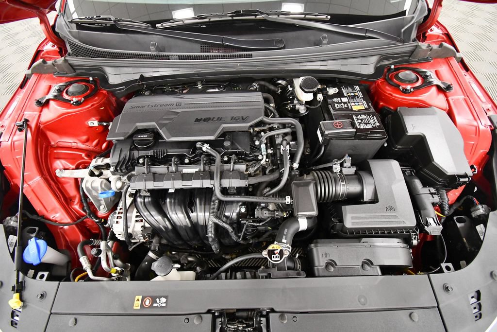 Certified 2025 Kia K4 GT-Line w/ GT-Line Sunroof Package FWD image 9