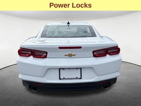 Certified 2024 Chevrolet Camaro LT RWD image 12