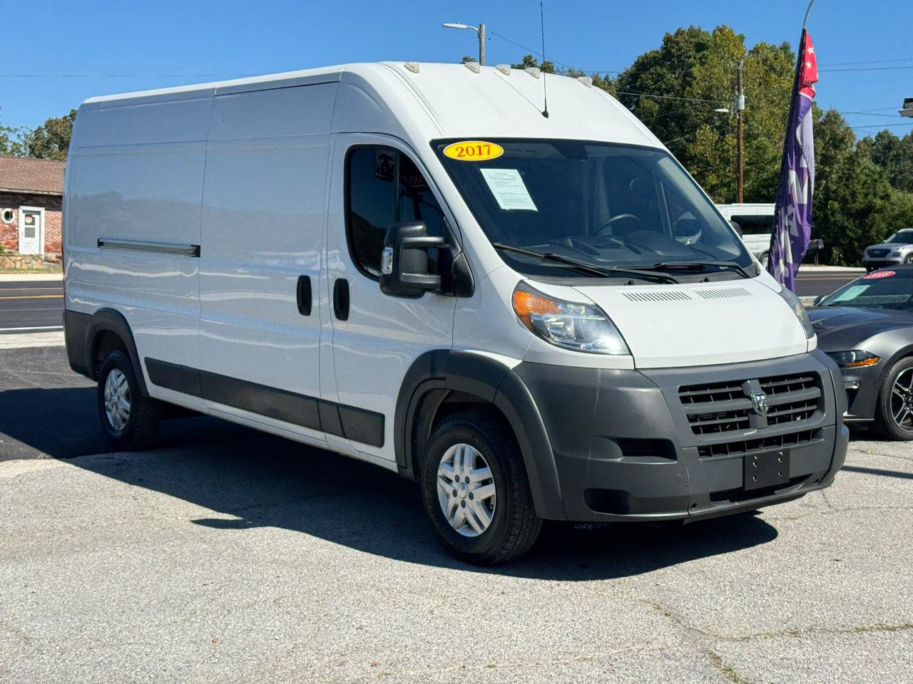 Used 2017 RAM ProMaster 2500 w/ Interior Convenience Group FWD image 3