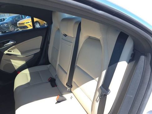 Used 2019 Mercedes-Benz CLA 250 4MATIC image 36