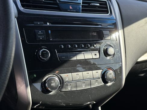 Used 2014 Nissan Altima 2.5 S image 24