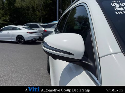 Certified 2022 Mercedes-Benz GLB 250 4MATIC image 10