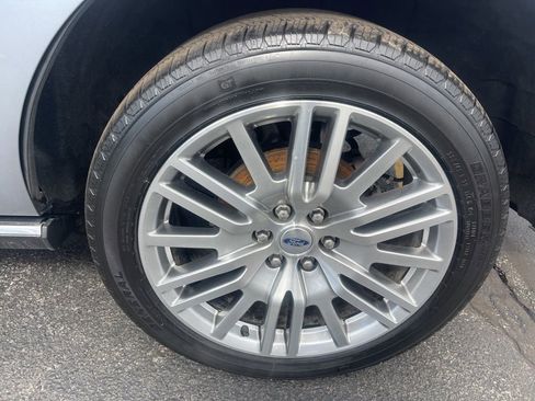 Used 2024 Ford Expedition Limited image 30