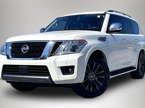 Used 2020 Nissan Armada Platinum w/ Captain's Chairs Package RWD image 2
