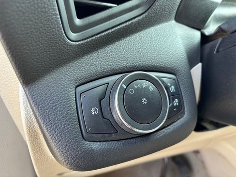 Used 2014 Ford Escape SE w/ Equipment Group 201A image 17