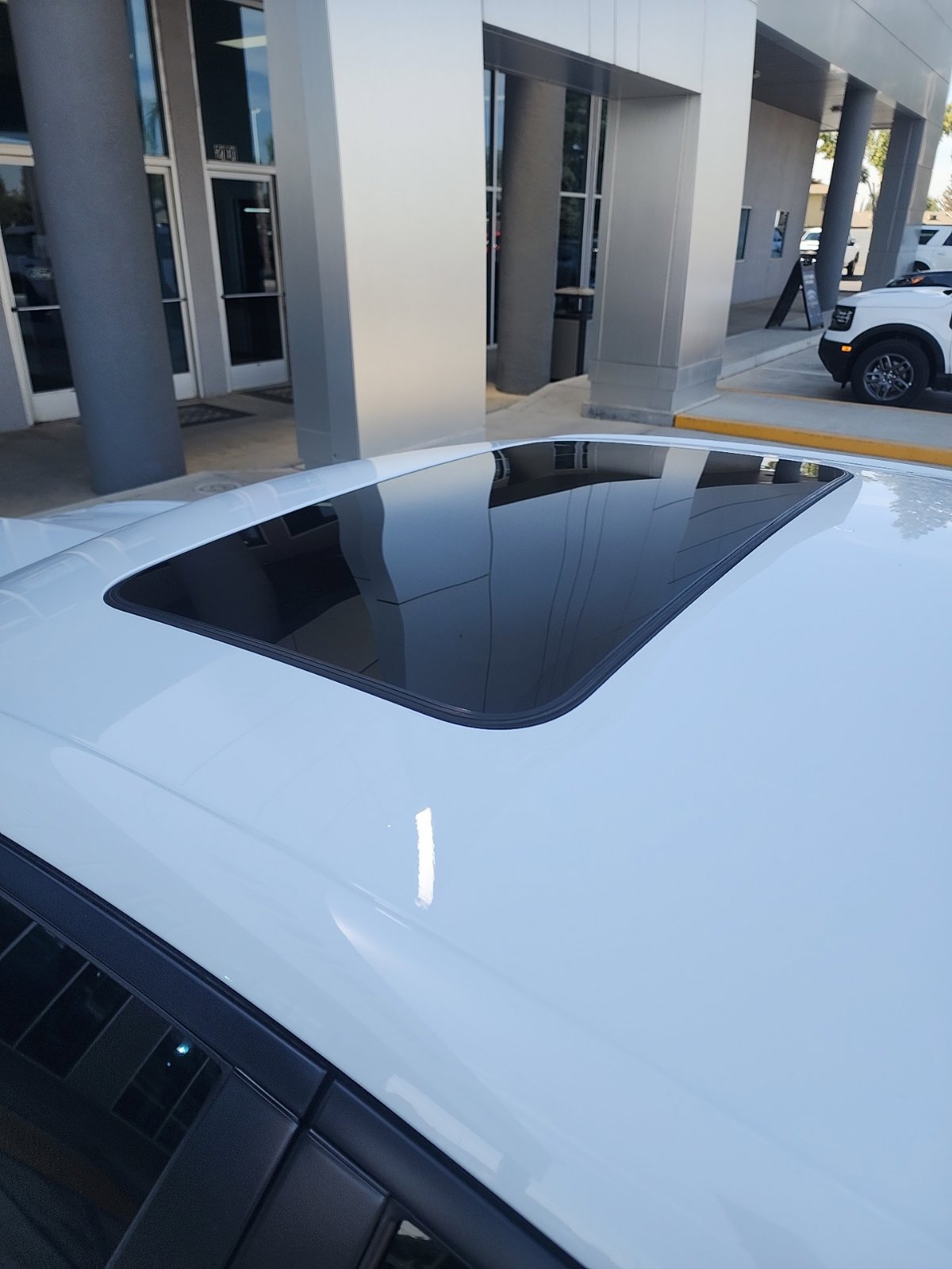 Used 2023 Dodge Charger Scat Pack RWD image 7