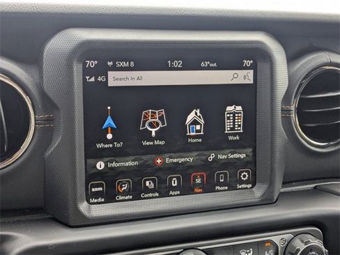 Certified 2023 Jeep Gladiator Overland image 23