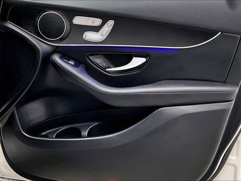 Used 2021 Mercedes-Benz GLC 300 4MATIC image 19