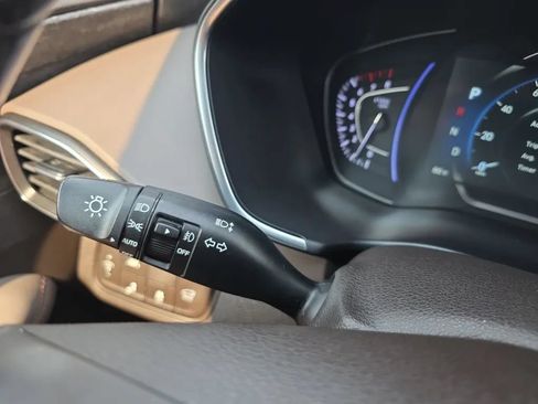 Used 2020 Hyundai Santa Fe Limited FWD image 21