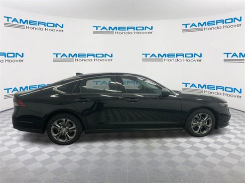 Certified 2023 Honda Accord EX image 6