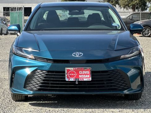 Used 2025 Toyota Camry LE FWD image 11