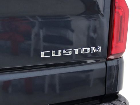 Used 2021 Chevrolet Silverado 1500 Custom Trail Boss image 13