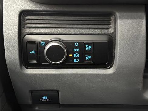 Used 2023 Ford F250 XL AWD/4WD image 28