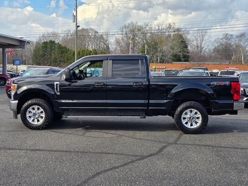 Used 2021 Ford F250 XL w/ STX Appearance Package image 23