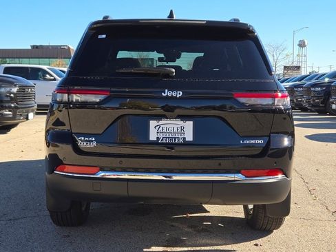 New 2025 Jeep Grand Cherokee Laredo X w/ Luxury Tech Group I image 14