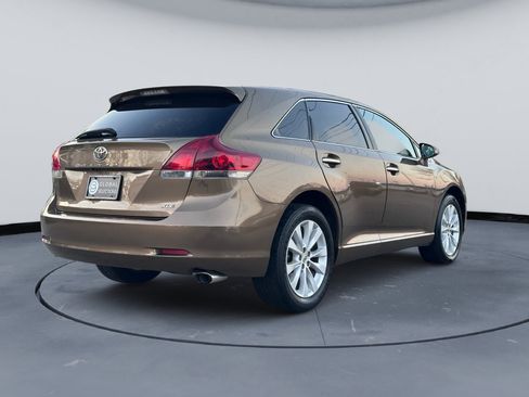 Used 2013 Toyota Venza XLE image 7