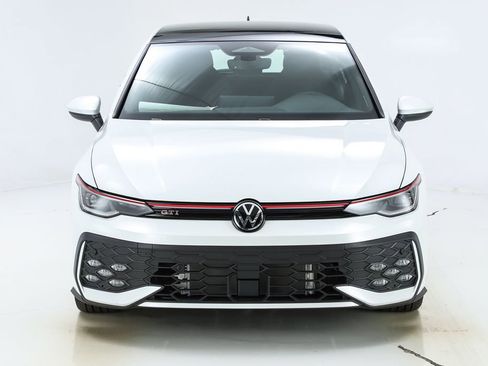 New 2026 Volkswagen GTI SE FWD image 16