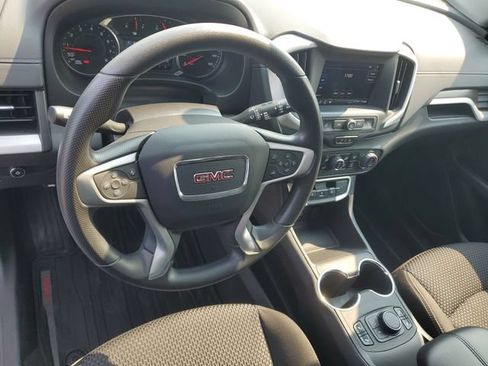 Certified 2024 GMC Terrain SLE w/ Driver Convenience Package FWD image 17