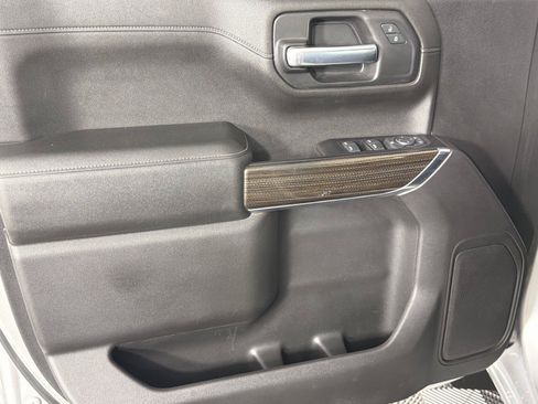 Used 2020 Chevrolet Silverado 1500 RST AWD/4WD image 10