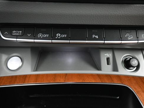 Used 2022 Audi Q5 2.0T Premium AWD/4WD image 22