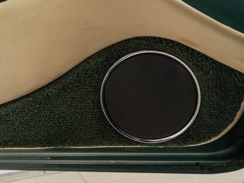 Used 2001 Aston Martin DB7 Vantage image 32