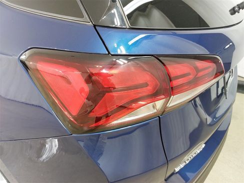 Used 2023 Chevrolet Equinox LS w/ LS Convenience Package image 37