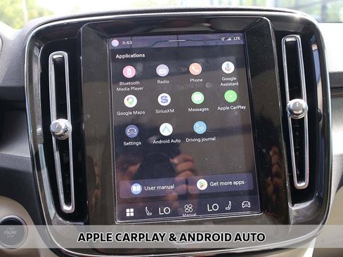 Used 2023 Volvo XC40 B5 Plus w/ Driver Assist Package AWD/4WD image 8