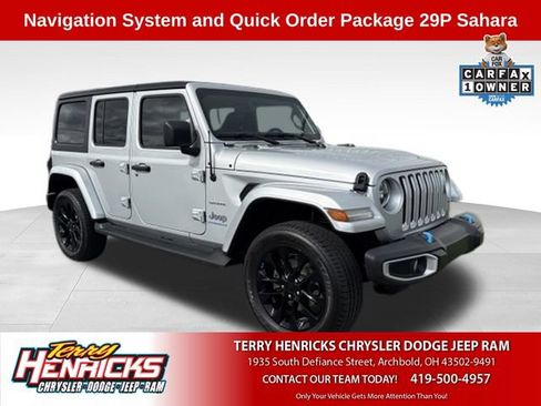 Used 2023 Jeep Wrangler Unlimited Sahara w/ Cold Weather Group AWD/4WD image 1