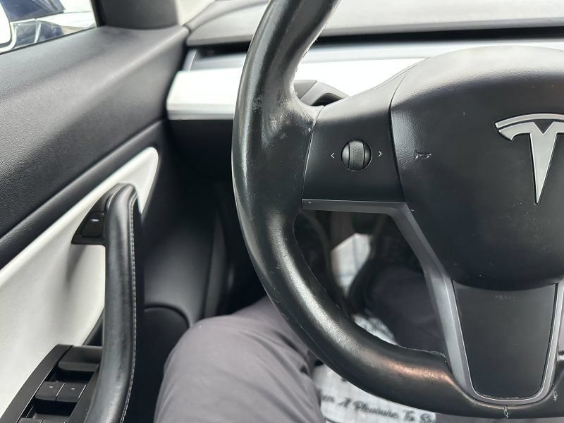 Used 2018 Tesla Model 3 Long Range AWD/4WD image 17