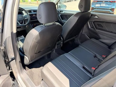 Certified 2023 Volkswagen Tiguan SE AWD/4WD image 11