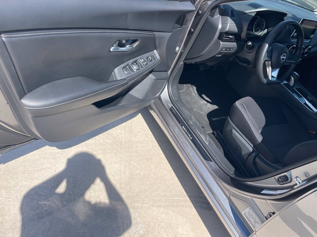 Certified 2025 Nissan Sentra SV w/ Trunk Package FWD image 18