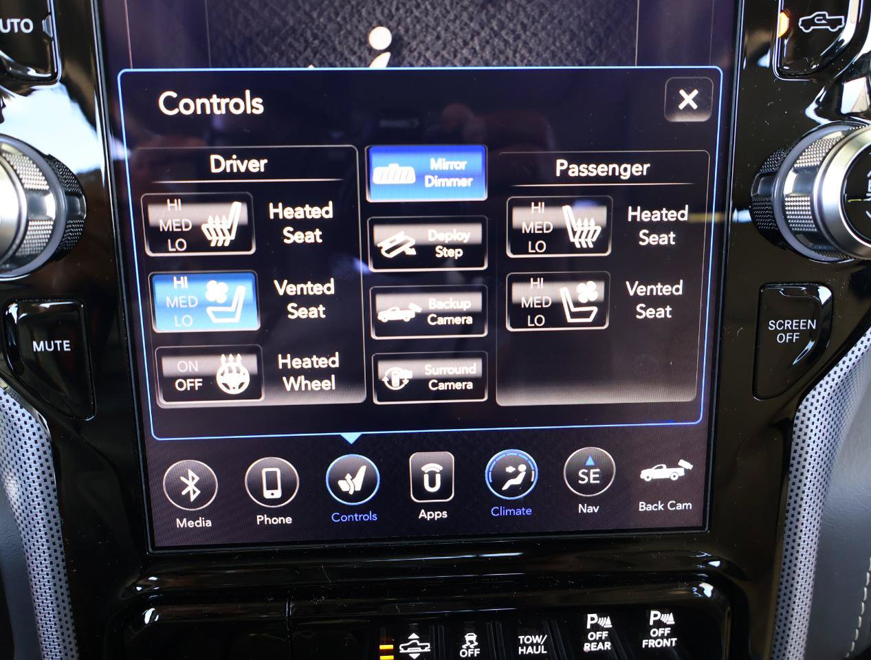 Used 2019 RAM 1500 Limited AWD/4WD image 54
