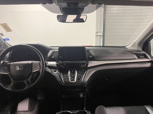 Used 2024 Honda Odyssey EX-L image 18