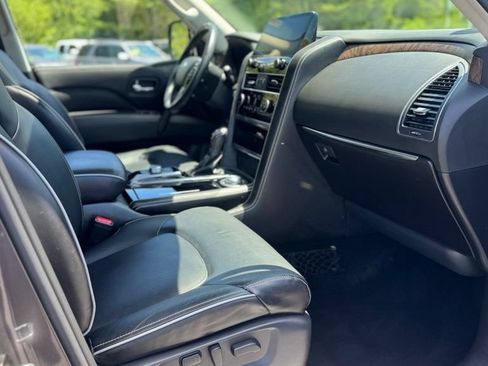 Used 2023 INFINITI QX80 Premium Select w/ All-Season Package AWD/4WD image 27