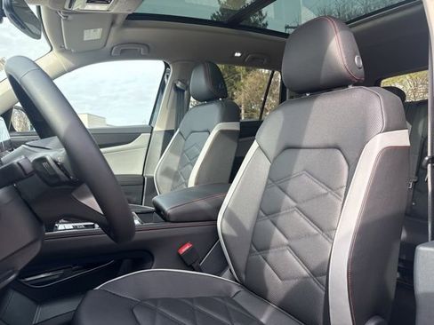 New 2026 Volkswagen Atlas Peak Edition AWD/4WD image 10