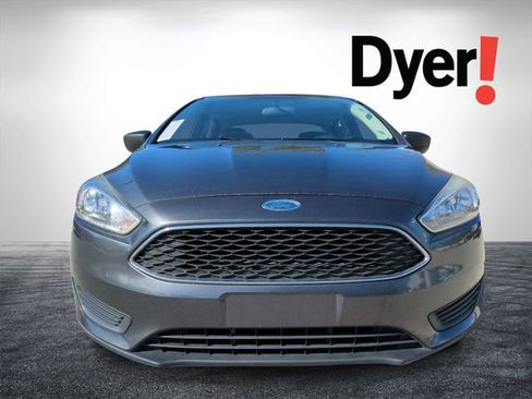 Used 2017 Ford Focus S image 9