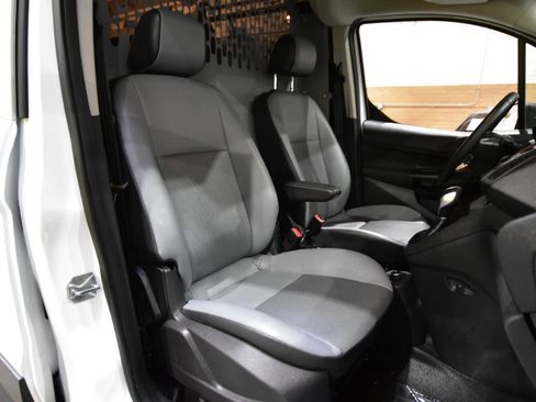Used 2017 Ford Transit Connect XL image 29