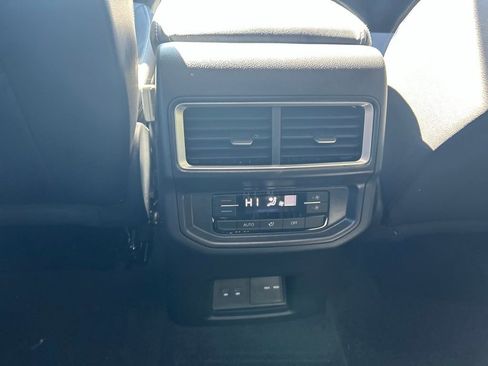 New 2026 Volkswagen Atlas SE FWD image 47