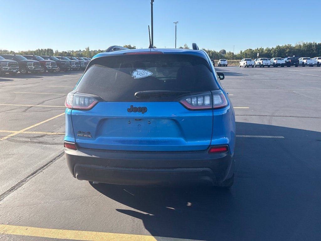 Used 2021 Jeep Cherokee Latitude Plus AWD/4WD image 15