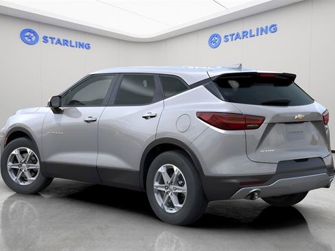 New 2025 Chevrolet Blazer LT w/ Driver Confidence Package image 3