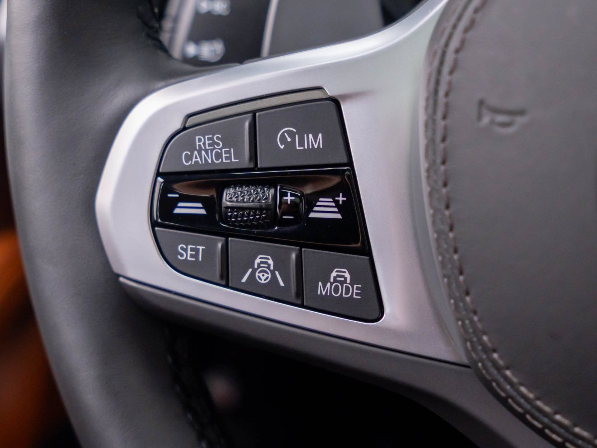 Certified 2026 BMW 840i xDrive AWD/4WD image 31