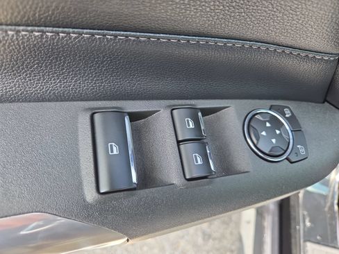 Used 2017 Ford Mustang GT Premium w/ Equipment Group 401A RWD image 15