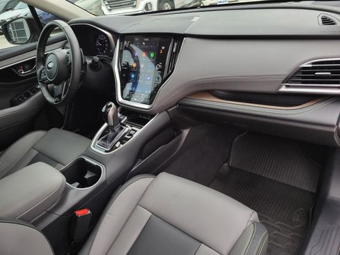 Certified 2024 Subaru Outback Onyx Edition XT w/ Tech Package 2 AWD/4WD image 8