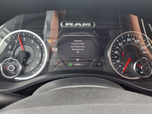 Certified 2025 RAM 1500 Laramie AWD/4WD image 17