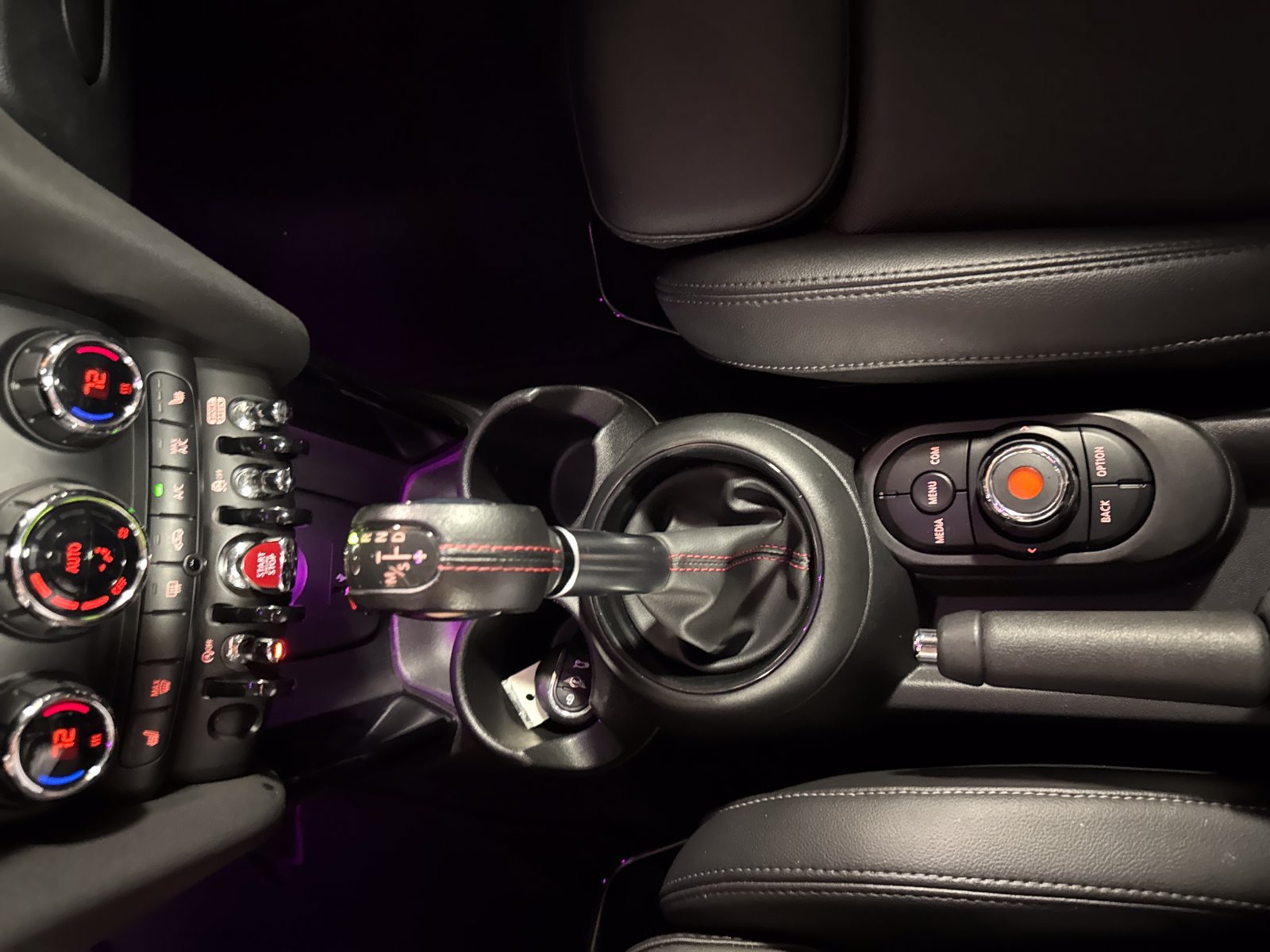 Used 2019 MINI Cooper S w/ Signature Upholstery Package FWD image 22