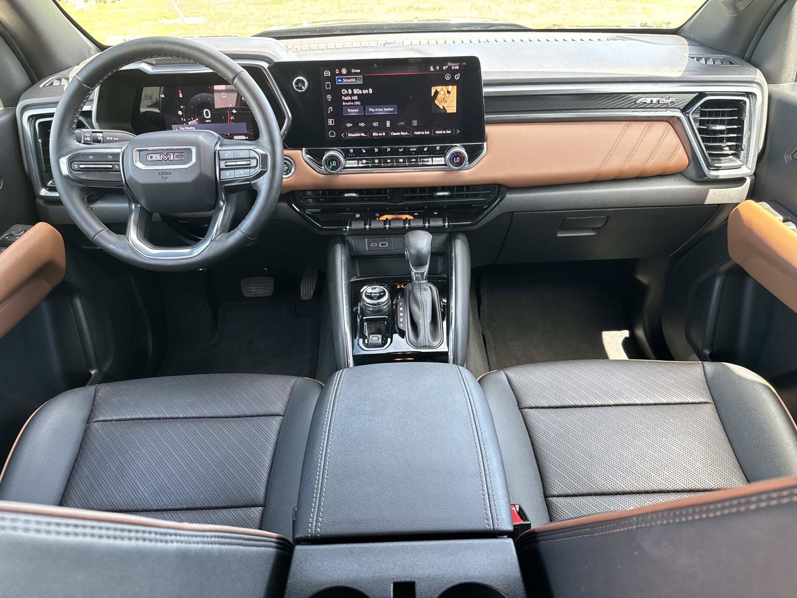 Used 2023 GMC Canyon AT4 w/ AT4 Premium Package AWD/4WD image 19