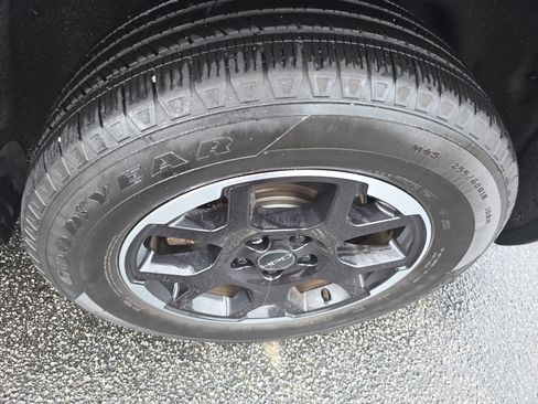 Used 2025 Honda Pilot EX-L image 34