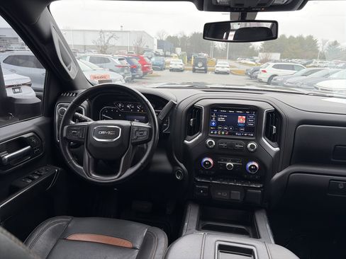 Used 2021 GMC Sierra 2500 AT4 image 28